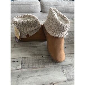 MUK LUKS Womens Slipper Booties Tan Cable Knit Faux Suede XL 11-12 NEW